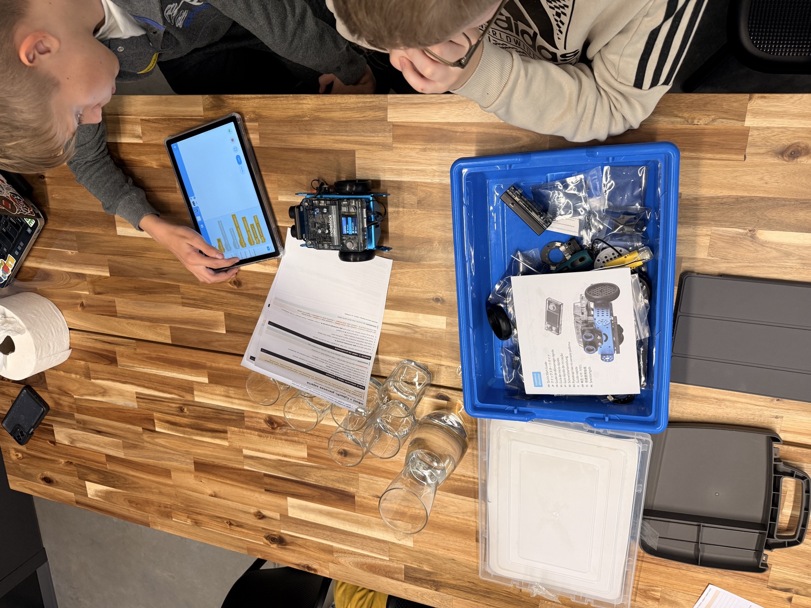 Programowanie robota w aplikacji na tablecie